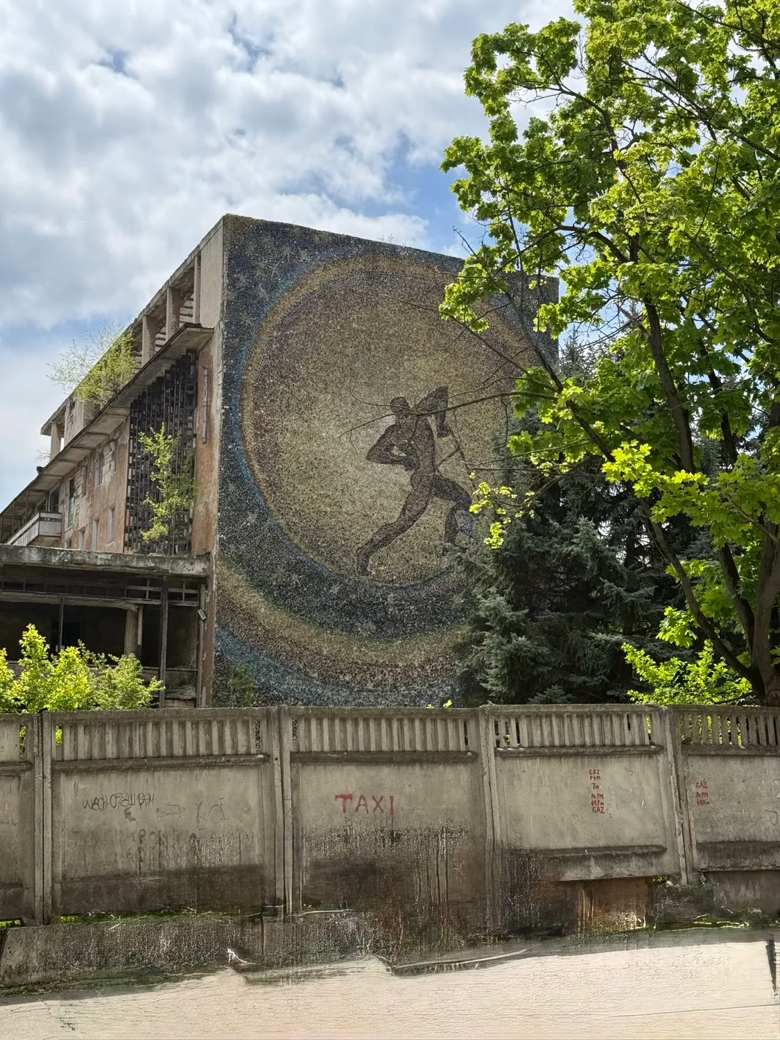 Mosaic Tour — photo 8